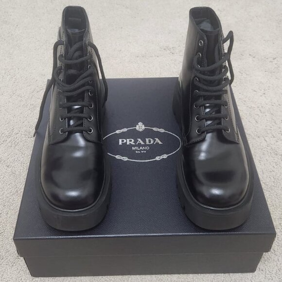 Prada Brushed leather combat boots Men Size 8.5 US - Picture 2 of 10